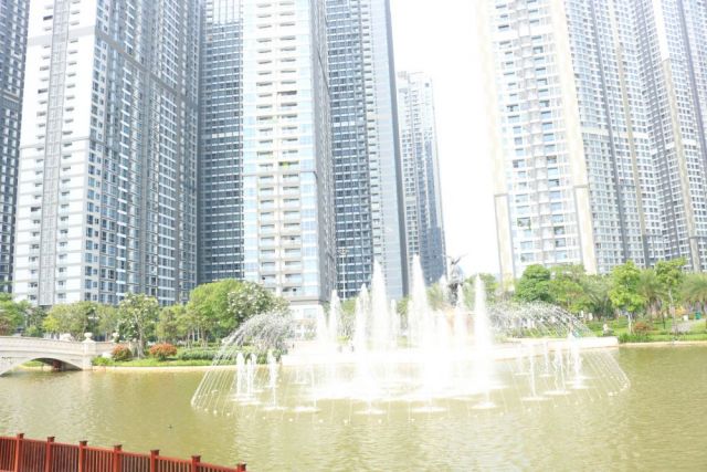 Yêu xa - Em đã đánh cược cả thanh xuân vào anh